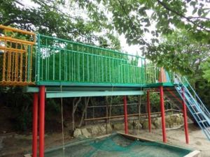 複合遊具落下防止施工後